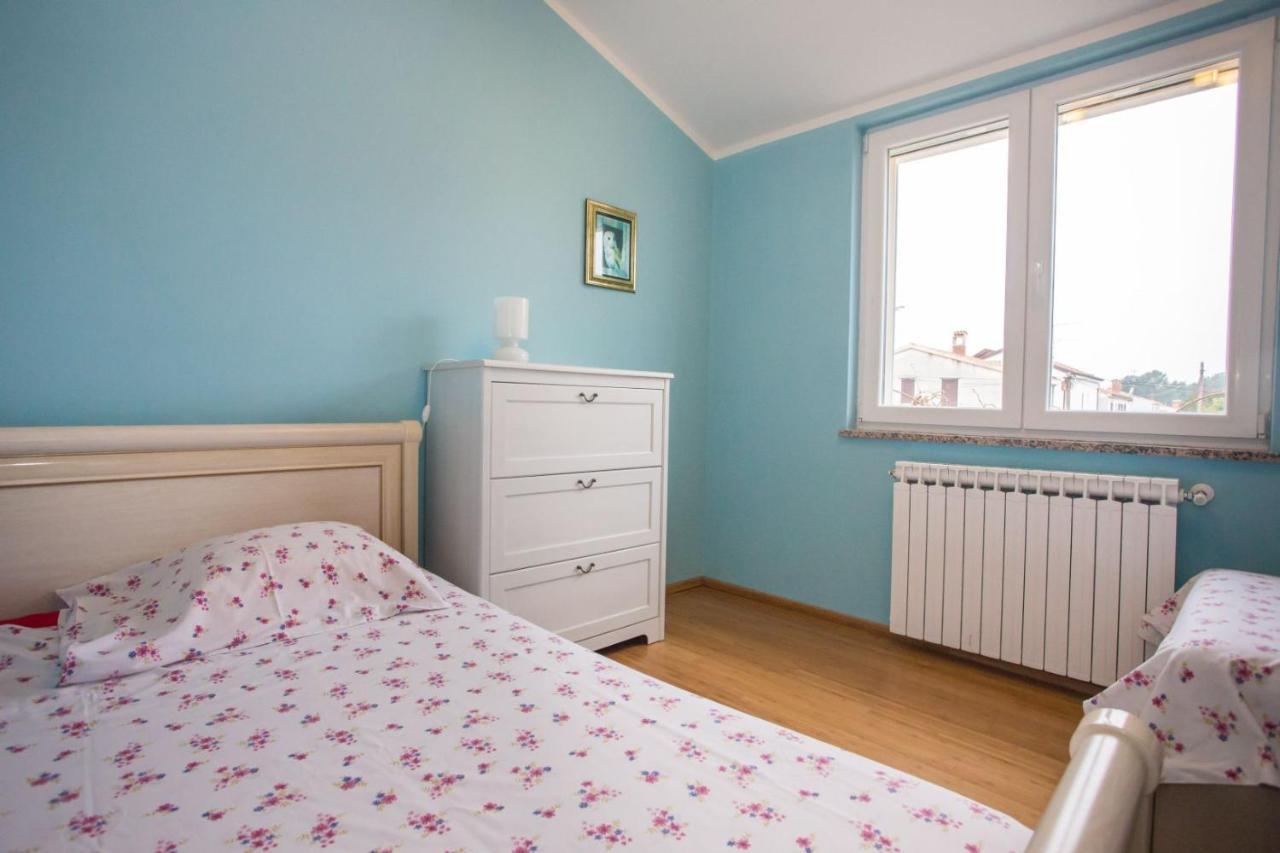 For 8 People Near The Apartment Porec